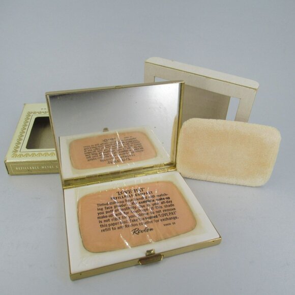 Vintage Revlon Futurama Gold Metal FULL Compact Mirror Love Pat Rachel - Picture 2 of 12